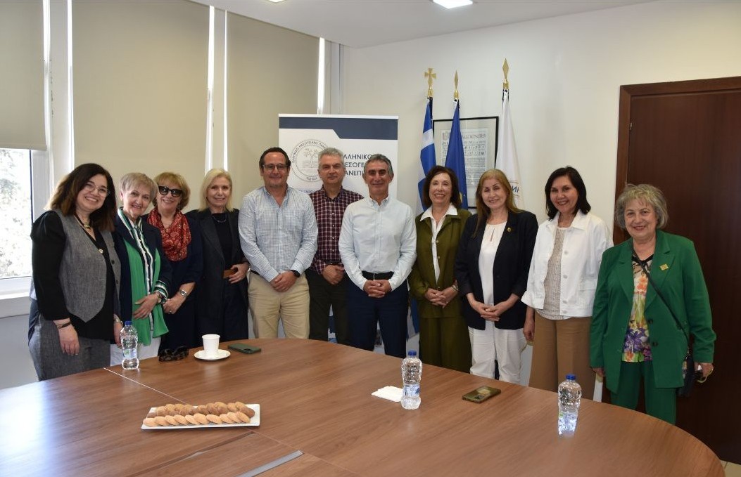 Δωρεά εξοπλισμού στο Ιατρείο του ΕΛΜΕΠΑ