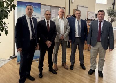 Εκπρόσωποι του Ελληνικού Μεσογειακού Πανεπιστημίου και της Grant Thornton στην τελετή απονομής Βραβείων Αριστείας σε φοιτητές του Τμήματος Λογιστικής και Χρηματοοικονομικής του ΕΛΜΕΠΑ.