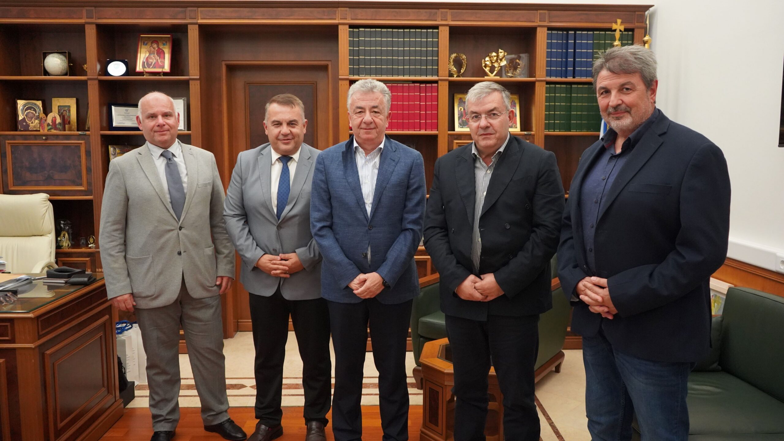 Συνάντηση της νέας Πρυτανικής Αρχής του ΕΛΜΕΠΑ με τον Περιφερειάρχη Κρήτης Σταύρο Αρναουτάκη